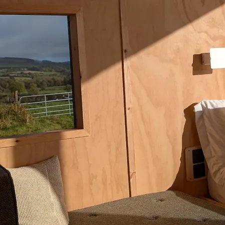 Reconnect At Off-grid Hilltop With Valley Views