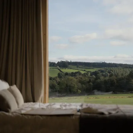 Reconnect At Off-grid Hilltop With Valley Views Holiday home Cappoquin