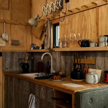 Reconnect At Off-grid Hilltop With Mountain Views Σπίτι διακοπών